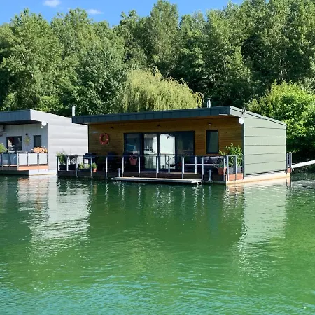 Ferienhaus Hausbot U Rybara A Kacky Pressburg
