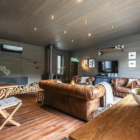 Hausbót U Rybára A Kačky Nyaraló *