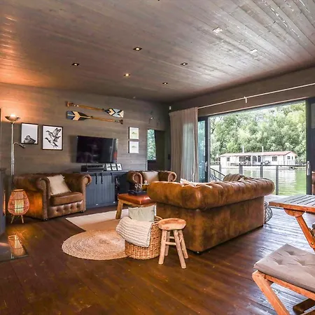 度假居 Hausbot U Rybara A Kacky *